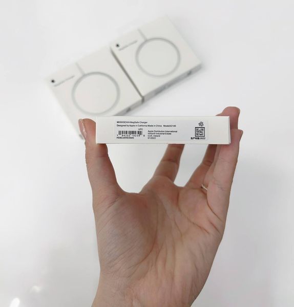 Безпровідна зарядка MagSafe Charger для iPhone 101816 фото